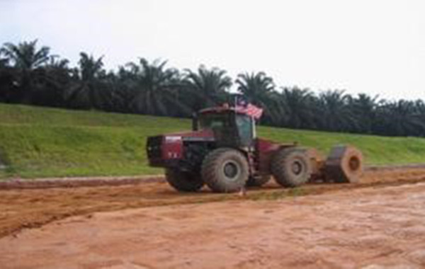 Deep Lift Compaction of Clay fill by HIEDYC Penta at Senai Desaru Expressway, Malaysia