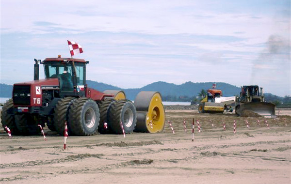 Deep Lift Compaction of reclamation sand fill by HIEDYC Tria at Kota Kinabalu Airprot, Malayia